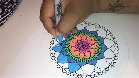 dibujando con delein Como Dibujar un Mandala paso a paso