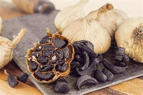 Buka Rahasia Black Garlic untuk Kulit Anda