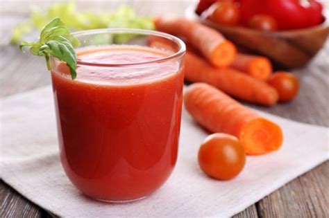 Manfaat Jus Tomat dan Wortel yang Jarang Diketahui Padahal Penting