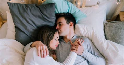 Temukan 5 Manfaat Mencium Ketiak Suami yang Harus Anda Ketahui