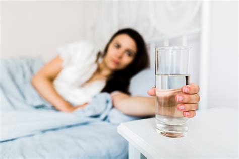 Temukan Manfaat Minum Air Putih Bangun Tidur yang Jarang Diketahui