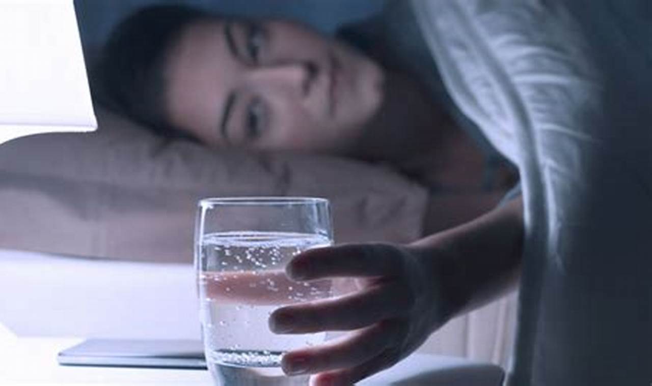 Temukan Manfaat Minum Sebelum Tidur yang Perlu Diketahui