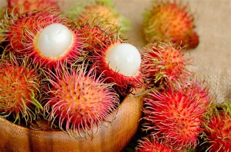 7 Manfaat Buah Rambutan yang Jarang Diketahui, Wajib Dicoba!