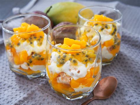 mango and passion fruit desserts