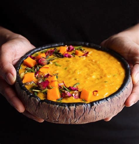 Spicy Mango Rice Pudding by Giraffes Can Bake A flavourful baked rice pudding with layers of