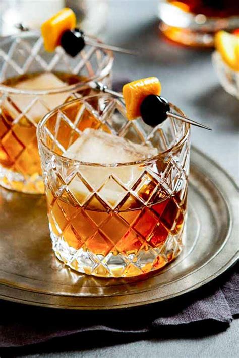 manhattan drink recipe bourbon