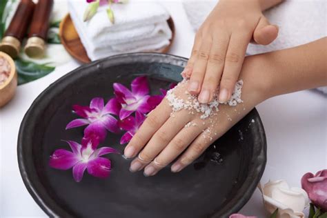 manicure hand scrub