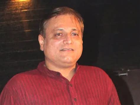 manoj joshi worst service