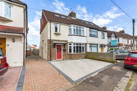 Manor Close Southwick