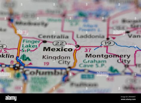 MAP OF MEXICO, Missouri Antique Map; Pictorial or Birdseye Map, 1869 £