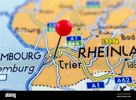 map trier germany to bernkastel