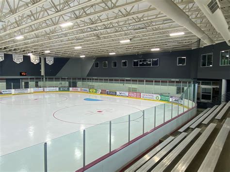 maple grove minnesota hockey rink