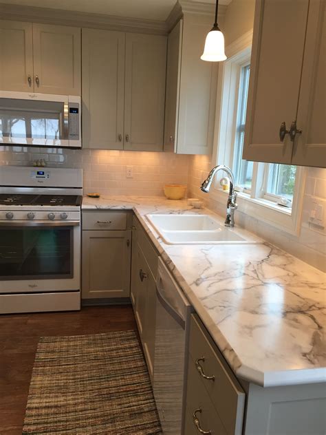 Stretta 6ft White Marble Straight Laminate Kitchen Countertop in the