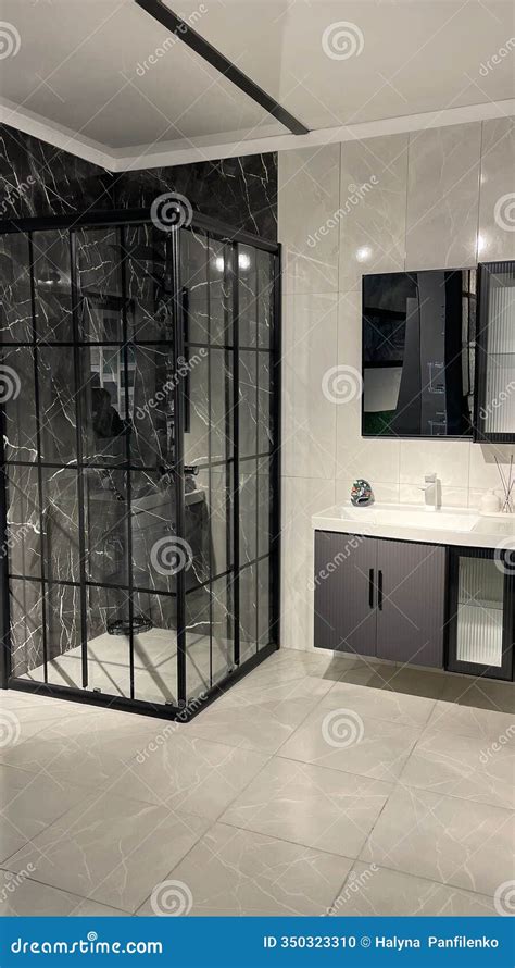 Marble Tiles Enclosure