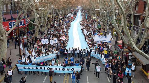 marcha 23 de abril horario