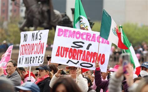 marcha democracia 18 febrero