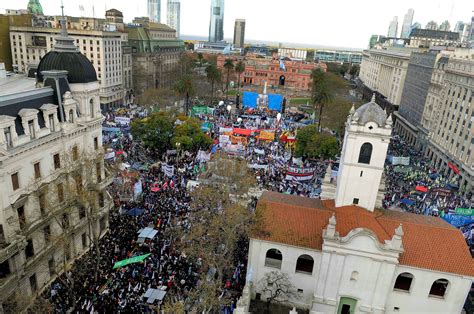 marcha en plaza de mayo