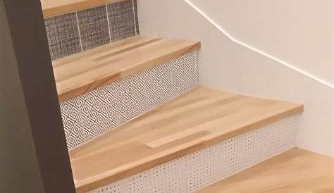 Escalier modulaire Escavario structure acier marche bois