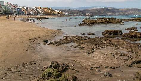 Peña La Vieja con marea baja Playa Las Canteras Las Palmas de Gran