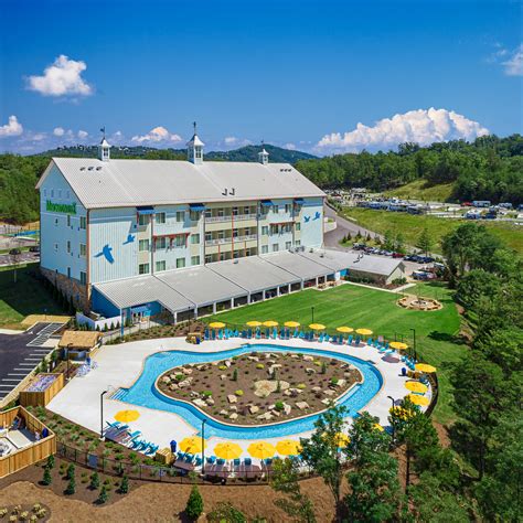 margaritaville camp resort pigeon forge