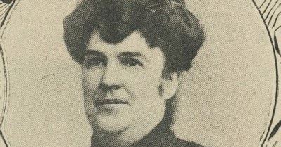 maria clara correia alves