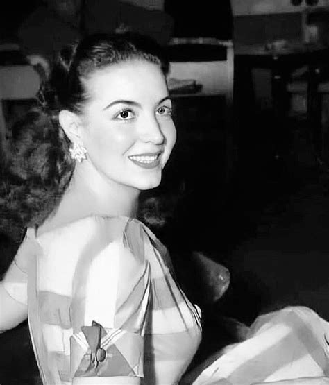 Maria Felix Independence