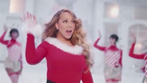 mariah carey being sued for christmas song