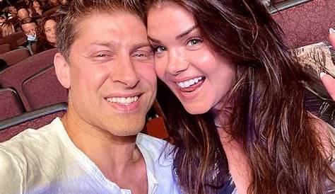 Marie Avgeropoulos Boyfriend Who is The Actress Dating Now? OtakuKart