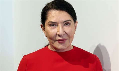 marina abramovic artystka obecna