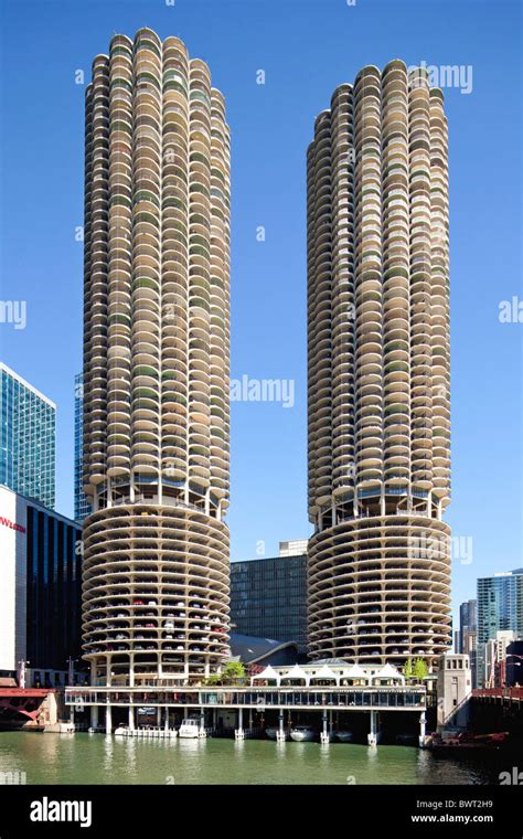 marina city hotel chicago