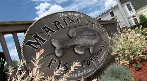 Marine City Fish Company's Wholesale Distribution Services