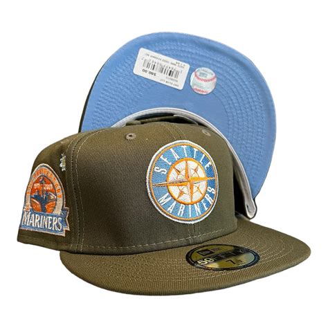Mariners Fitted Hat With Patch