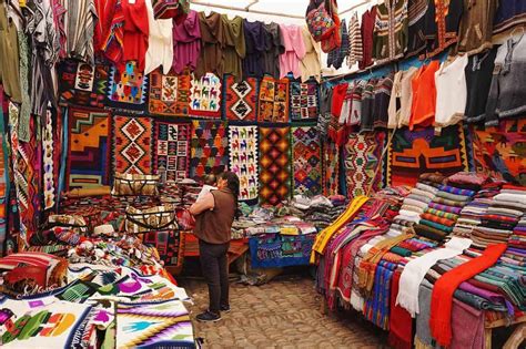 markets in cusco peru