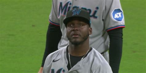 marlins simon errors