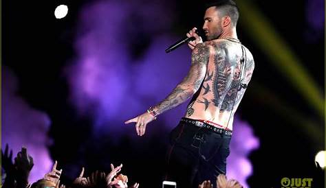 Maroon 5 Unable to Score in Super Bowl Performance Le