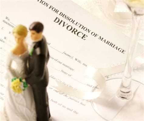 Marriage Counselor Files for Divorce
