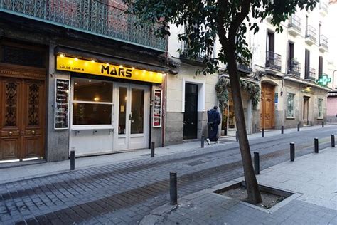 Discover Mars Up Close in Barcelona's Cosmic Encounter