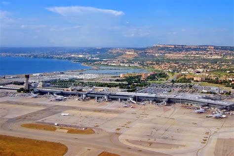 marseille france airport itinerary