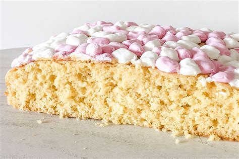 Marshmallow Cake Oven