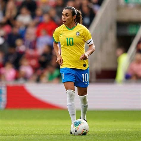 marta jogadora de futebol biografia