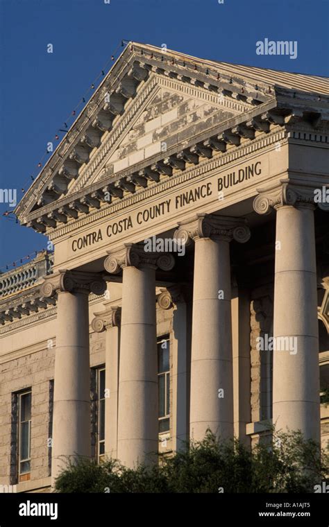 martinez county courthouse