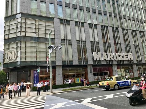 日本最大級の書棚を徹底取材！丸の内本店の隠れた魅力と活用術