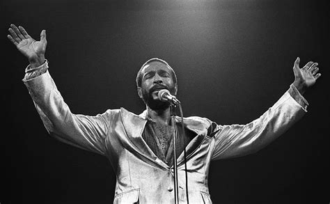 marvin gaye on stage