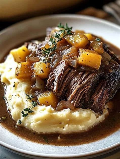 mashed potatoes with pot roast