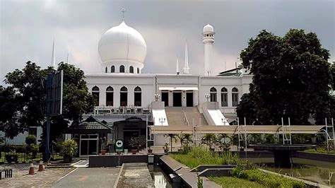 masjid al azhar jakarta timur