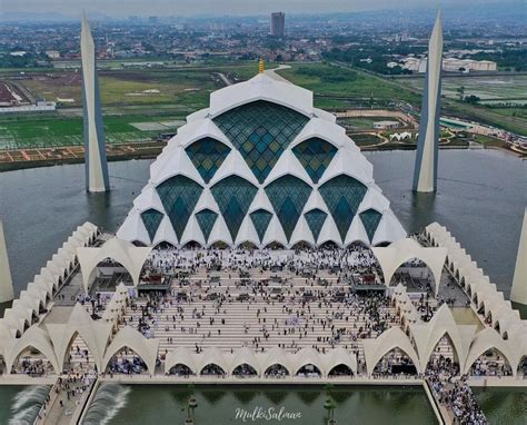 masjid raya al jabbar