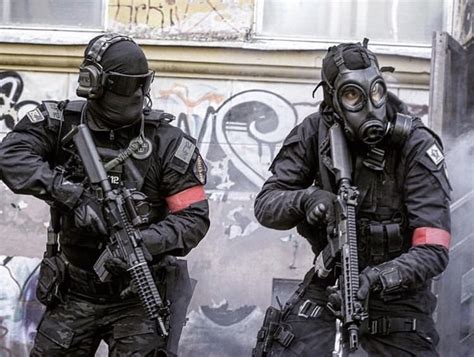 masked special forces