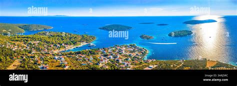 Maslinica marina Martinis Marchi (Šolta) Croatia MARINATIPS