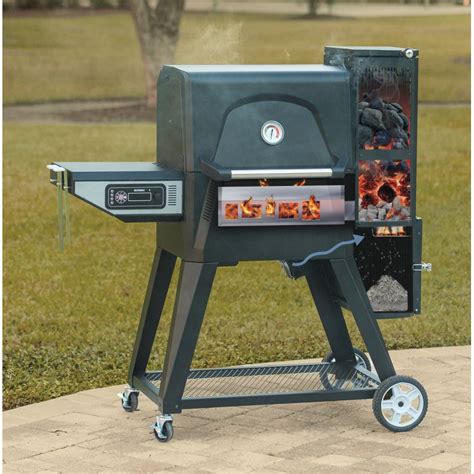Masterbuilt Gravity Series 560 Digital Charcoal Grill + Smoker My