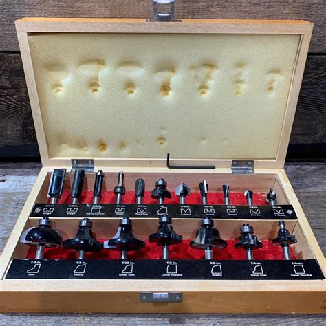 Lot Vintage Tap & Die Set, Mastergrip Router Bits